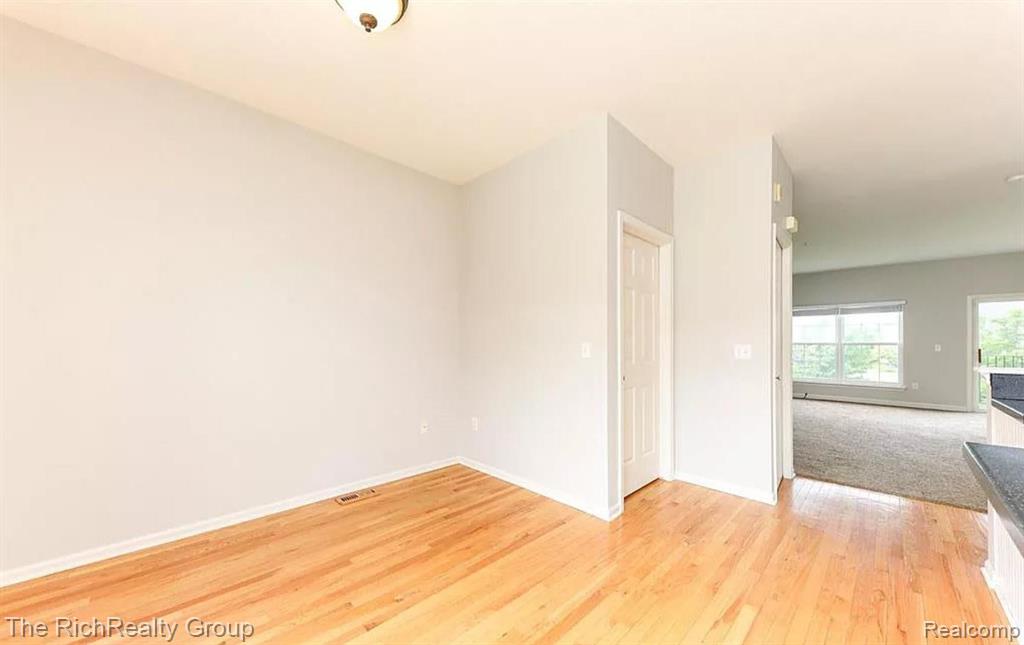 502 CHERRY ORCHARD Road, Canton, MI 48188 — Photo 8