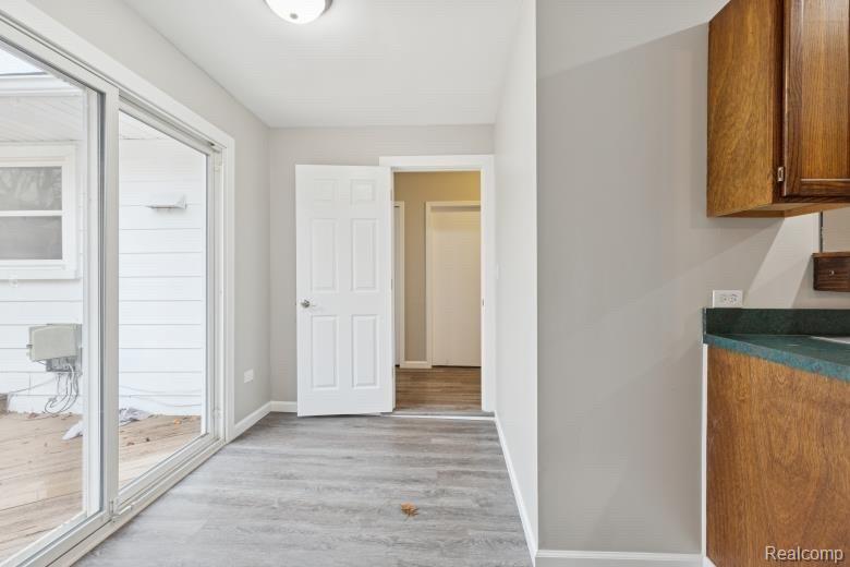15635 Martinsville Road, Belleville, MI 48111 — Photo 15