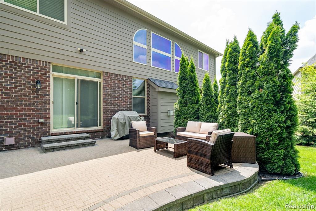 5657 GOLF POINTE Drive, Clarkston, MI 48348 — Photo 43