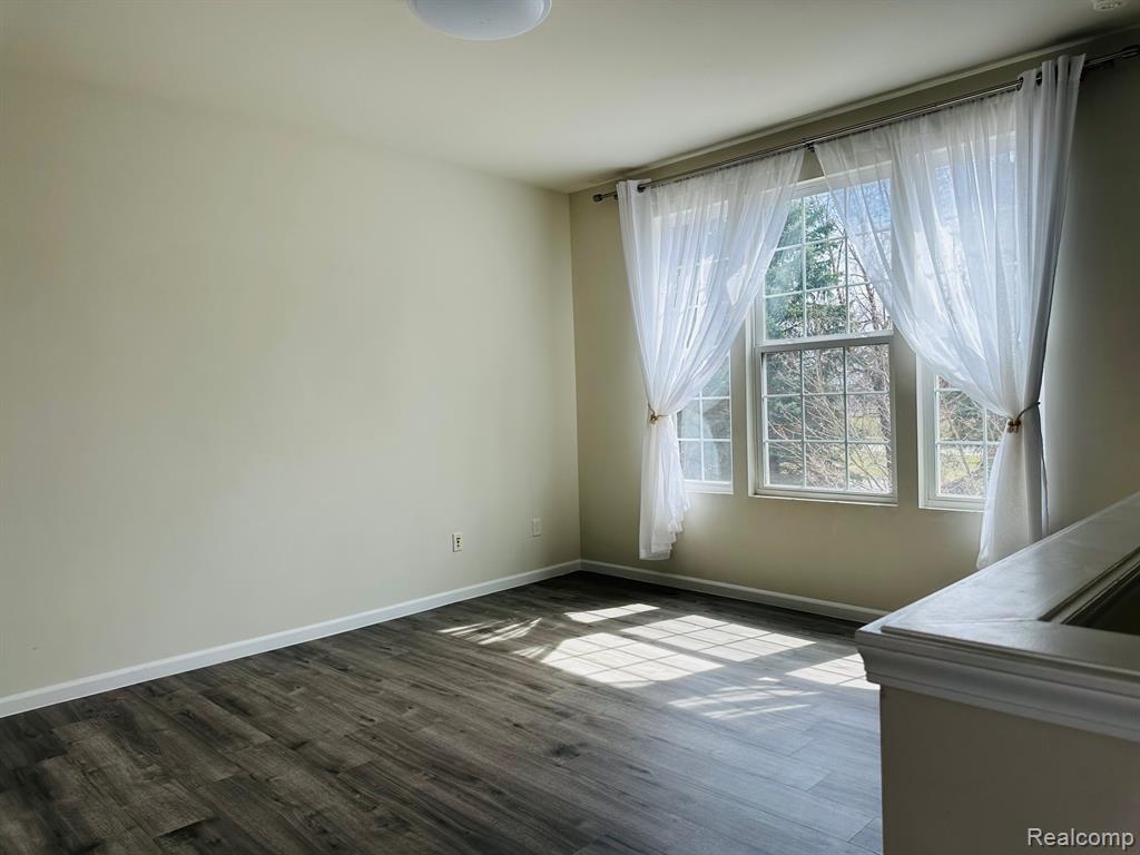 44685 Ellery Lane, Novi, MI — Photo 10