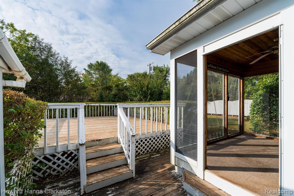 6183 Jameson Drive, Waterford, MI 48329 — Photo 21