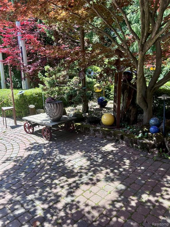 5236 Patrick Road, West Bloomfield, MI — Photo 42