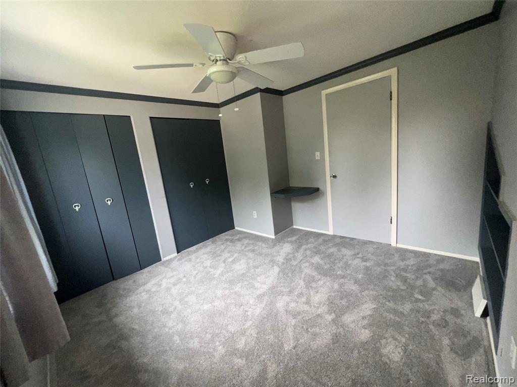 8737 Crestview Drive, Sterling Heights, MI 48312 — Photo 39