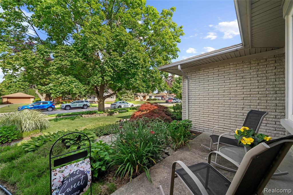 7125 Highview Street, Dearborn Heights, MI 48127 — Photo 6