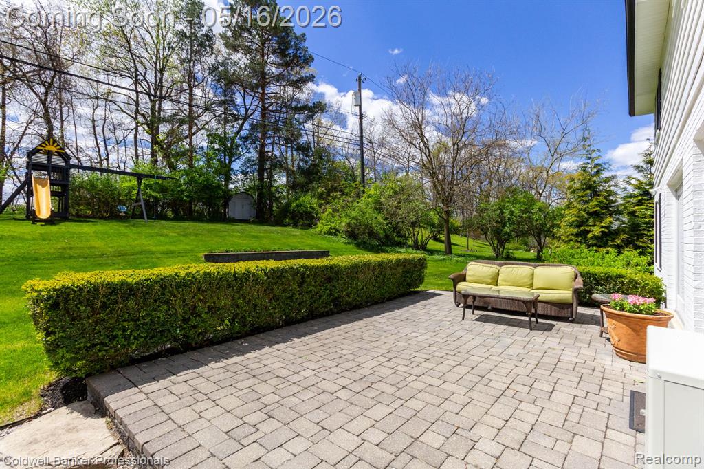 605 Apple Hill Lane, Rochester Hills, MI 48306 — Photo 48