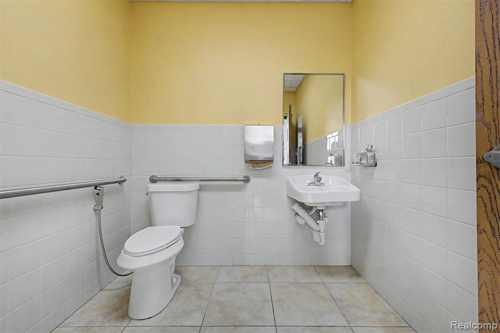 6140 Greenfield Road, Dearborn, MI 48126 — Photo 23