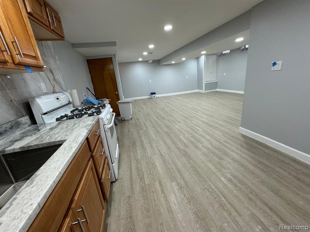 7176 N Gulley Road, Dearborn Heights, MI 48127 — Photo 19