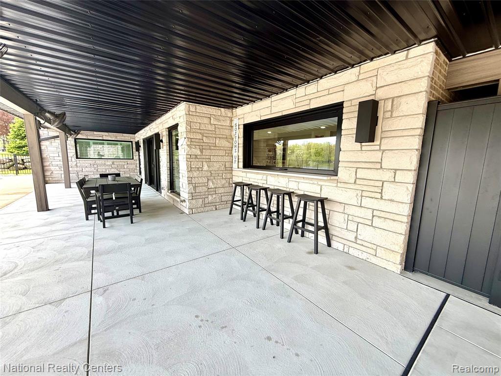 7050 Lake Shannon Court, Fenton, MI 48430 — Photo 59