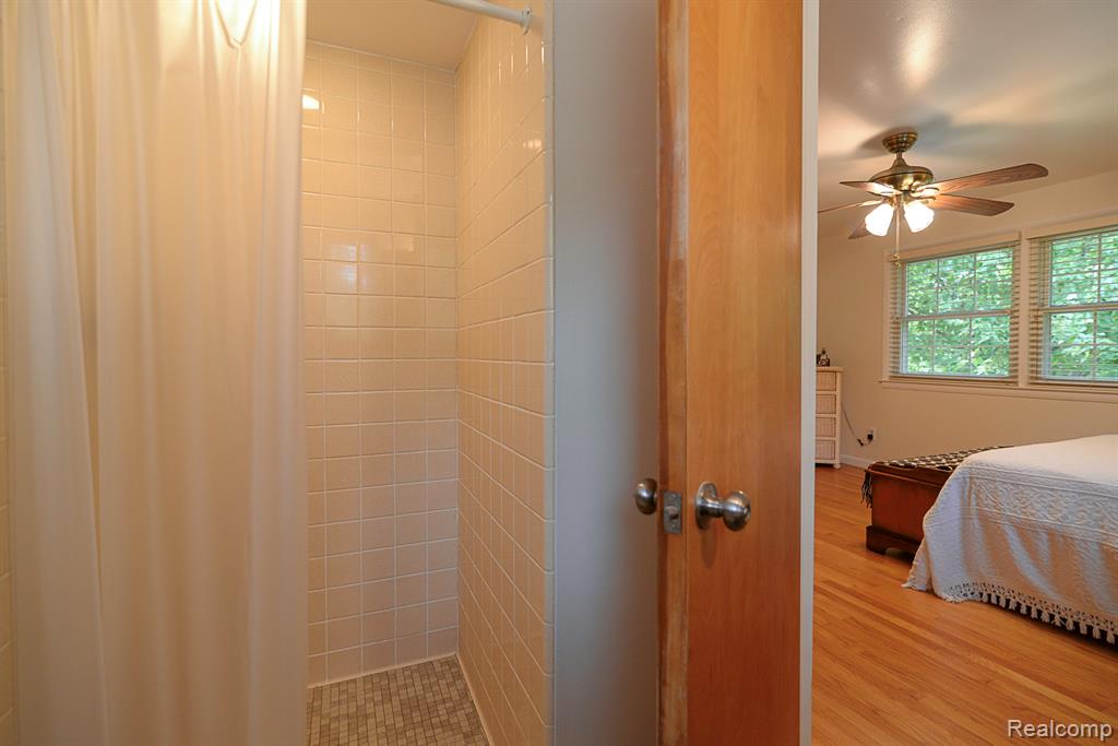 4355 Joanne Drive, Ann Arbor, MI 48103 — Photo 35