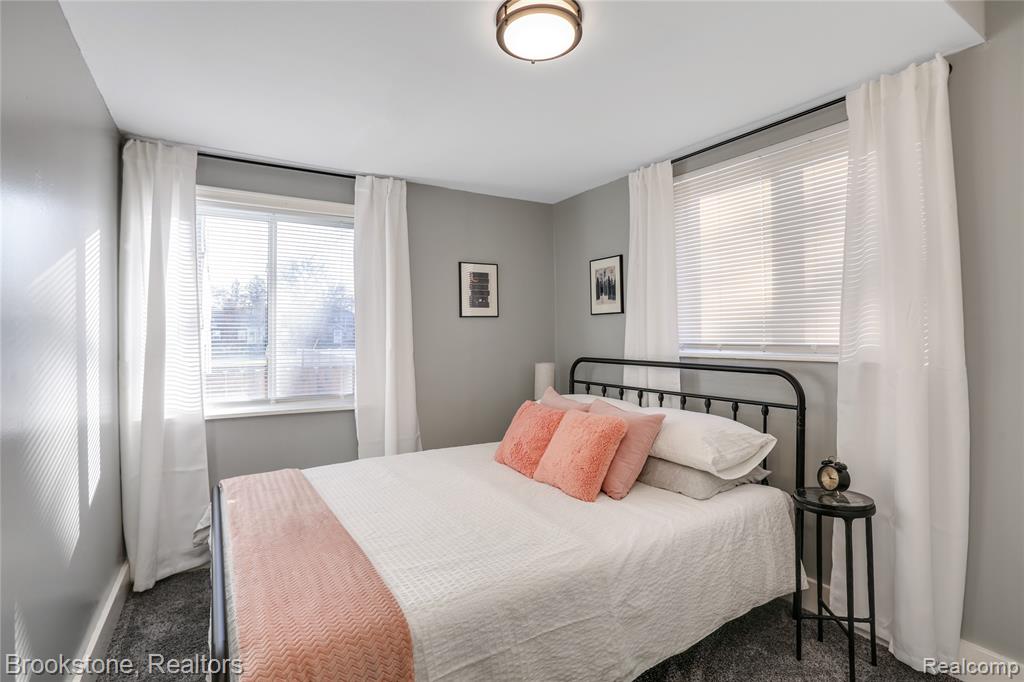 437 W Bennett Avenue, Ferndale, MI 48220 — Photo 9