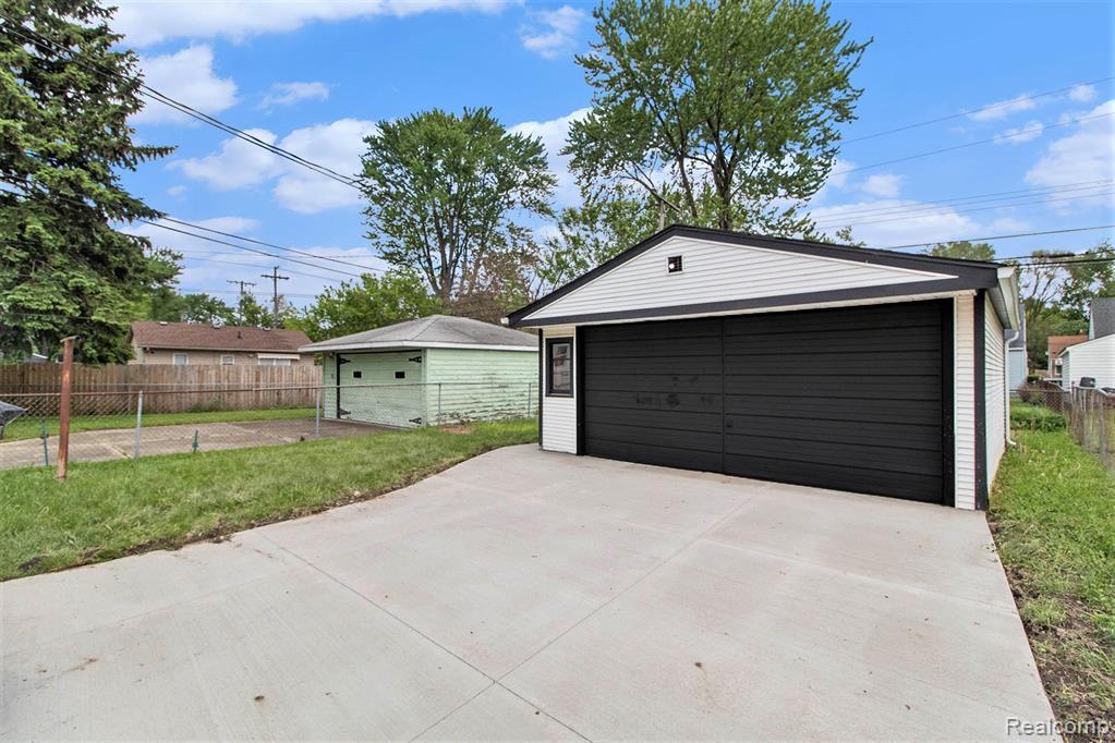 6041 HAROLD Street, Taylor, MI 48180 — Photo 6