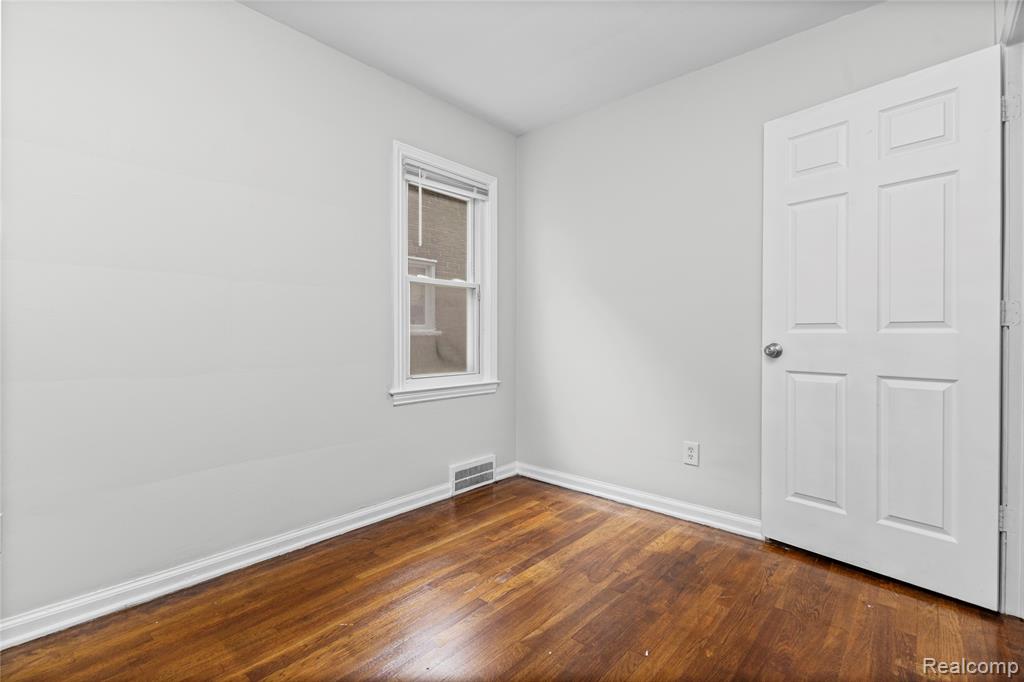 11817 Riad Street, Detroit, MI 48224 — Photo 20