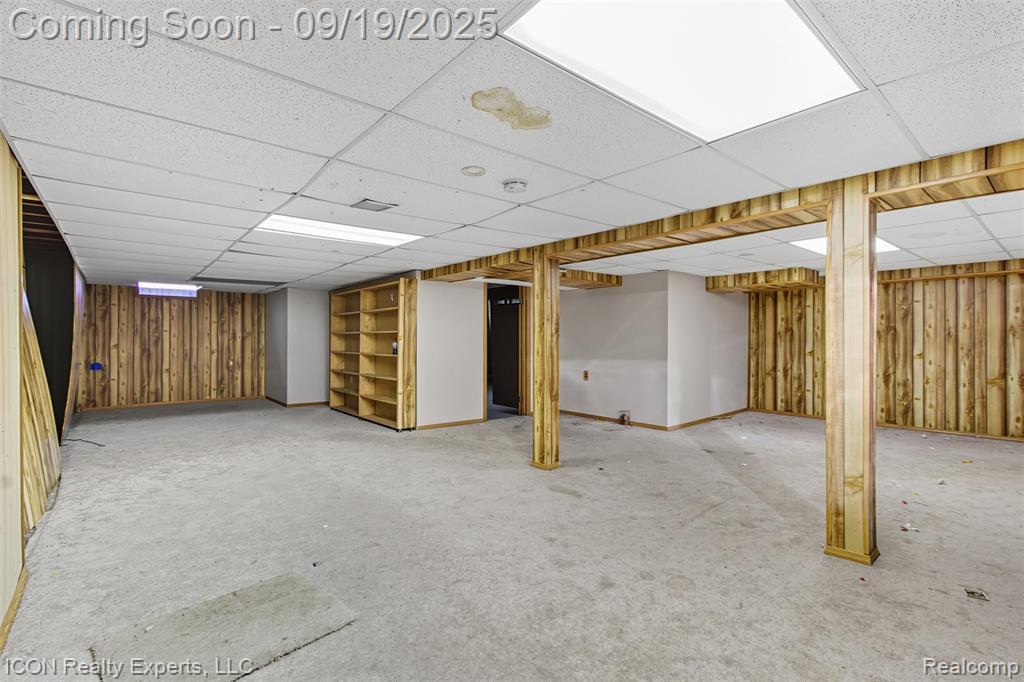 8843 Headley Drive, Sterling Heights, MI 48314 — Photo 15