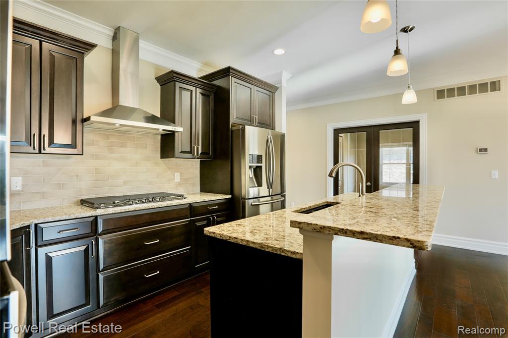 423 Verona Drive, Rochester Hills, MI 48307 — Photo 7