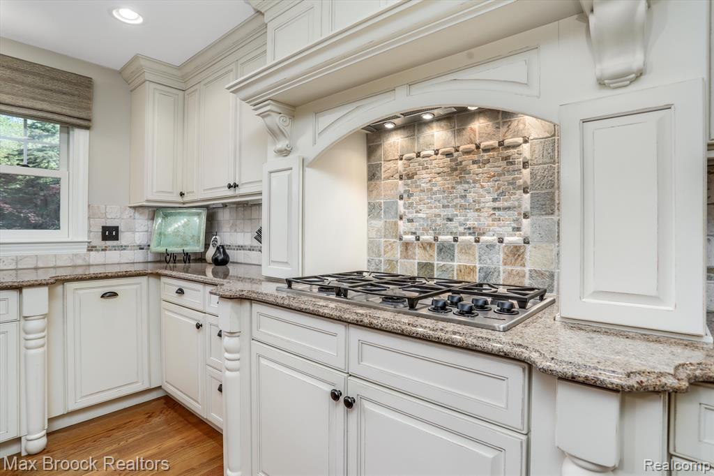 773 WOODCHESTER Drive, Bloomfield Hills, MI 48304 — Photo 14