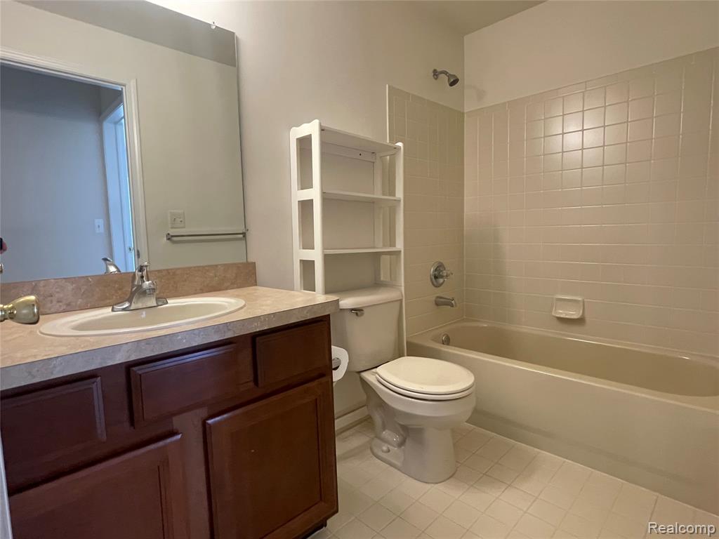 44272 Princeton Drive, 159, Clinton Twp, MI 48038 — Photo 34