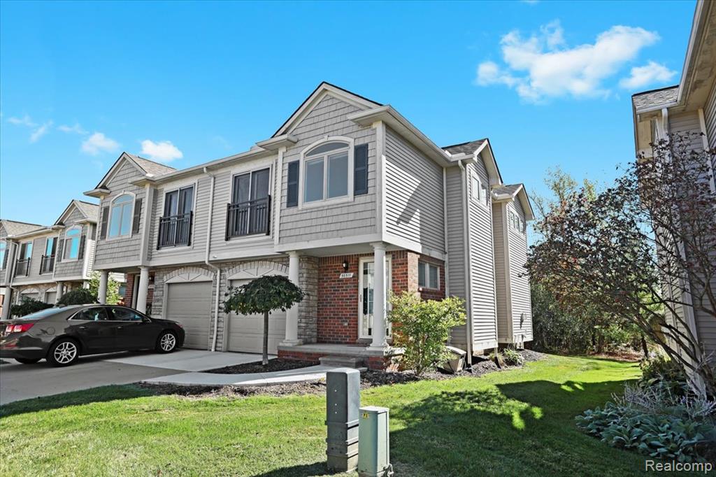 50511 Beechwood Court S, Plymouth, MI 48170 — Photo 2