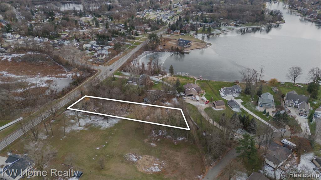 0000 CELIA Drive, Waterford, MI 48329 — Photo 2