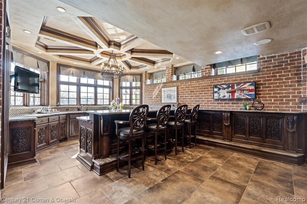 18939 Bella Vista Court, Northville, MI 48168 — Photo 52
