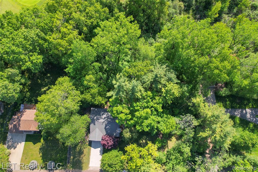 5236 Schlenker Road, Hamburg, MI — Photo 10