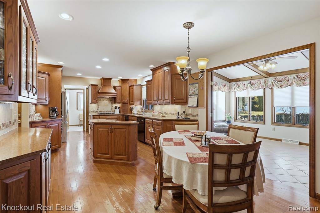 686 Willow Lane, Frankenmuth, MI 48734 — Photo 15