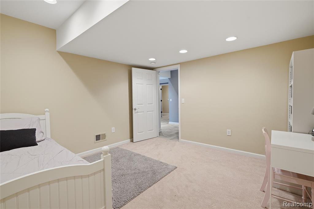4832 Eagle Springs Court, Clarkston, MI 48348 — Photo 41