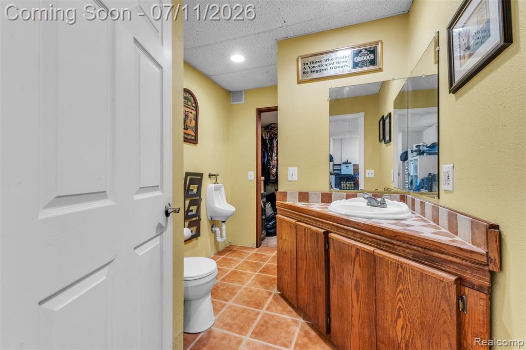 3955 Forest Edge Drive, Commerce Twp, MI 48382 — Photo 45