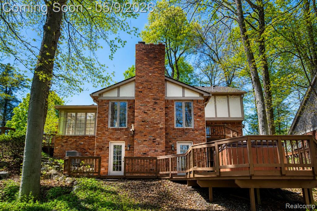 27966 Trailwood Court, Farmington, MI 48331 — Photo 46