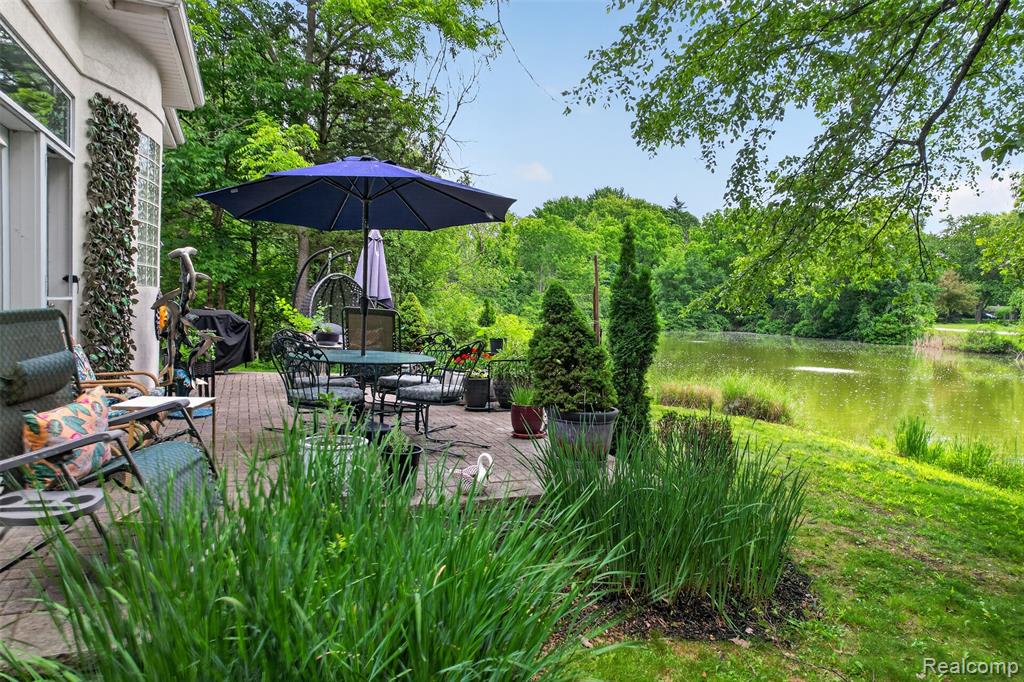4845 Bryn Mawr Drive, Bloomfield Hills, MI 48301 — Photo 5