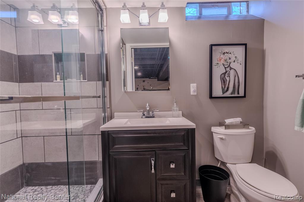4760 Red Maple Drive, Warren, MI 48092 — Photo 26