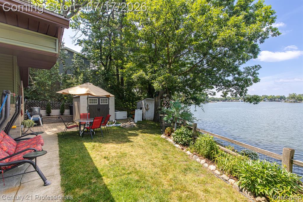 420 Bellevue Avenue, Lake Orion, MI 48362 — Photo 33