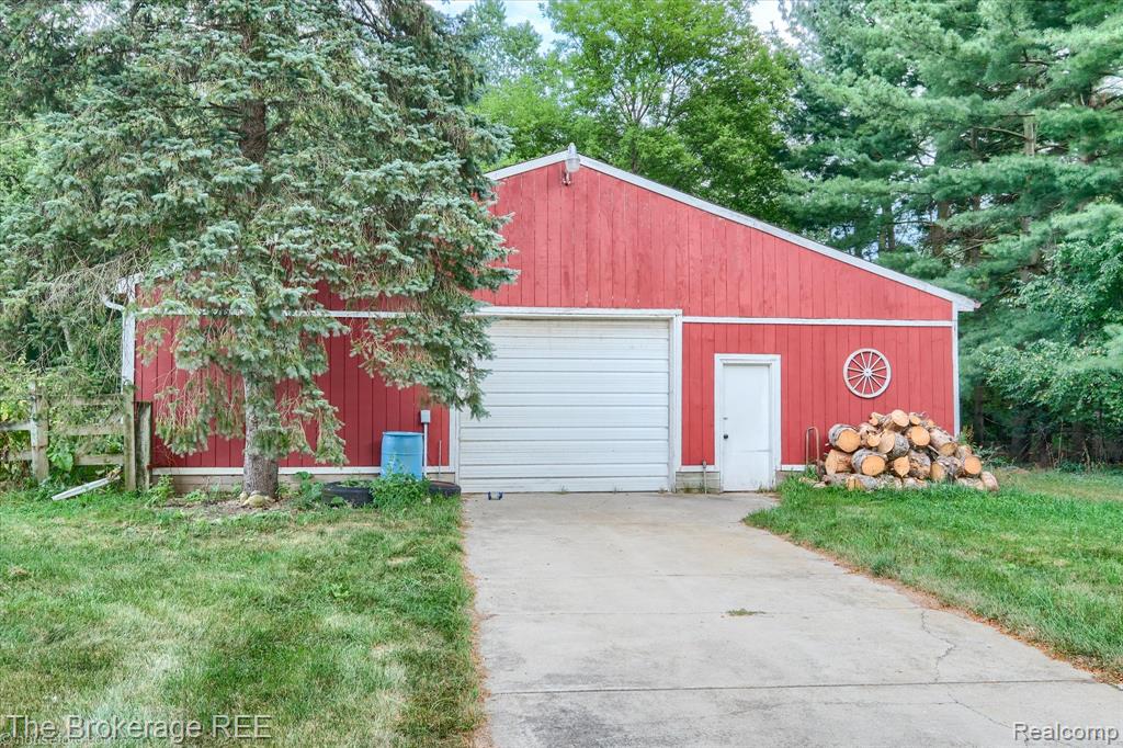 5750 Mabley Hill Road, Fenton, MI 48430 — Photo 67