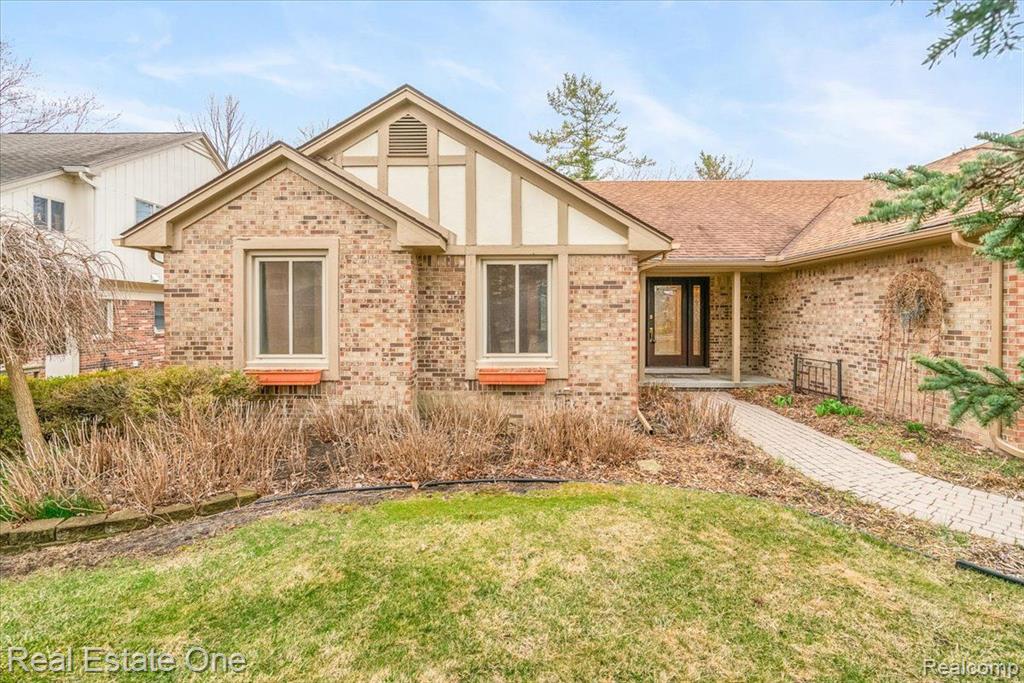 16161 WEATHERFIELD Drive, Northville, MI 48168 — Photo 3