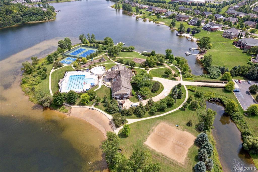 50371 LANGLEY Drive, Novi, MI — Photo 43