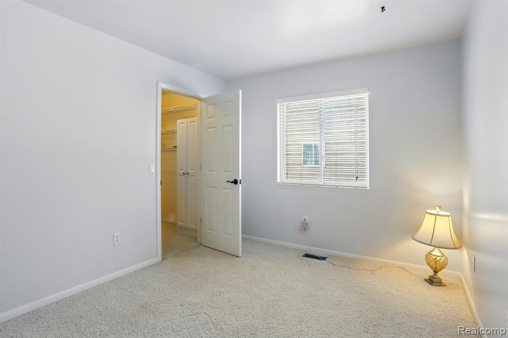6470 Stonehearth Pass, Grand Blanc, MI 48439 — Photo 17