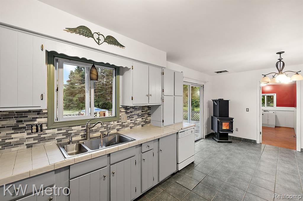 15183 YALE Road, Lynn, MI 48097 — Photo 17