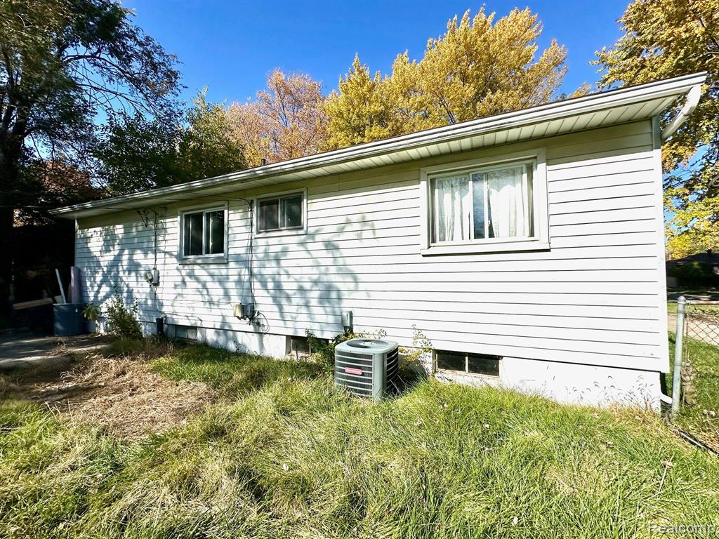 1330 PARKWOOD Avenue, Ypsilanti, MI 48198 — Photo 20