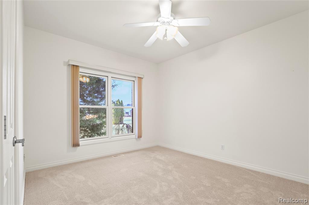 6273 Boulder Drive, Flushing, MI 48433 — Photo 21