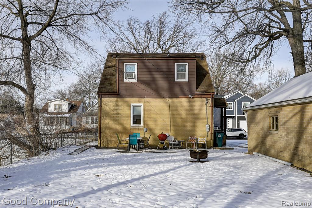518 E Maxlow Avenue, Hazel Park, MI 48030 — Photo 34