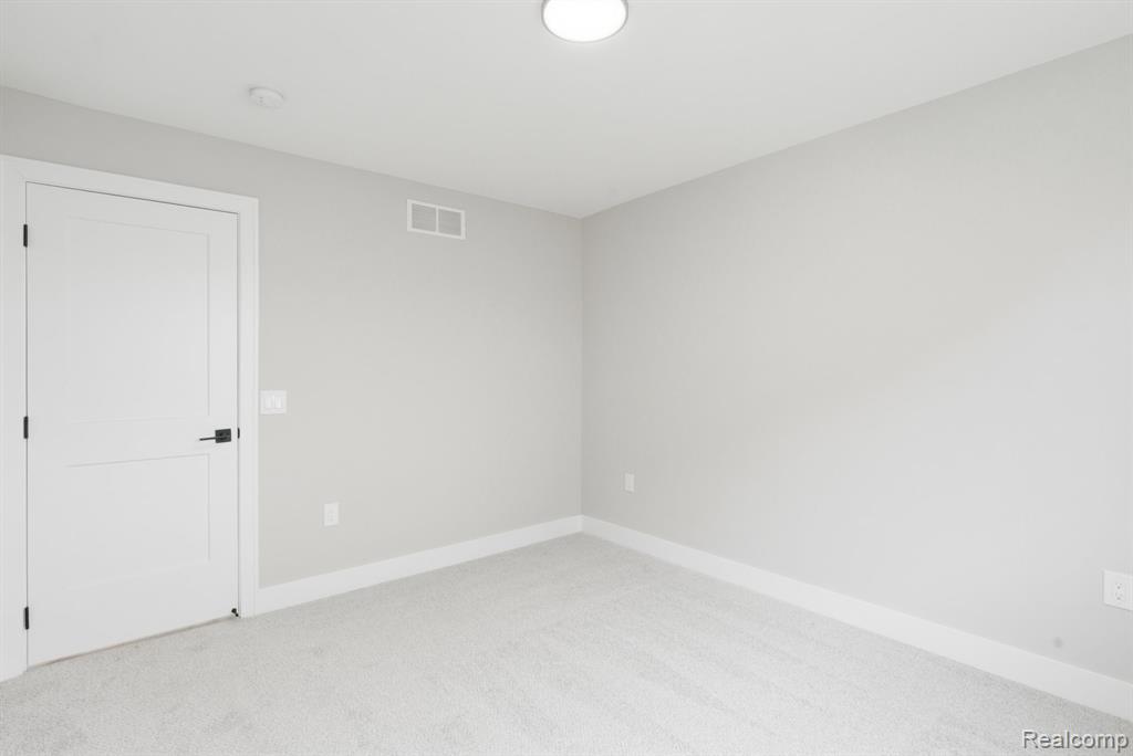 50965 Remar Farms Dr, Macomb, MI 48044 — Photo 14