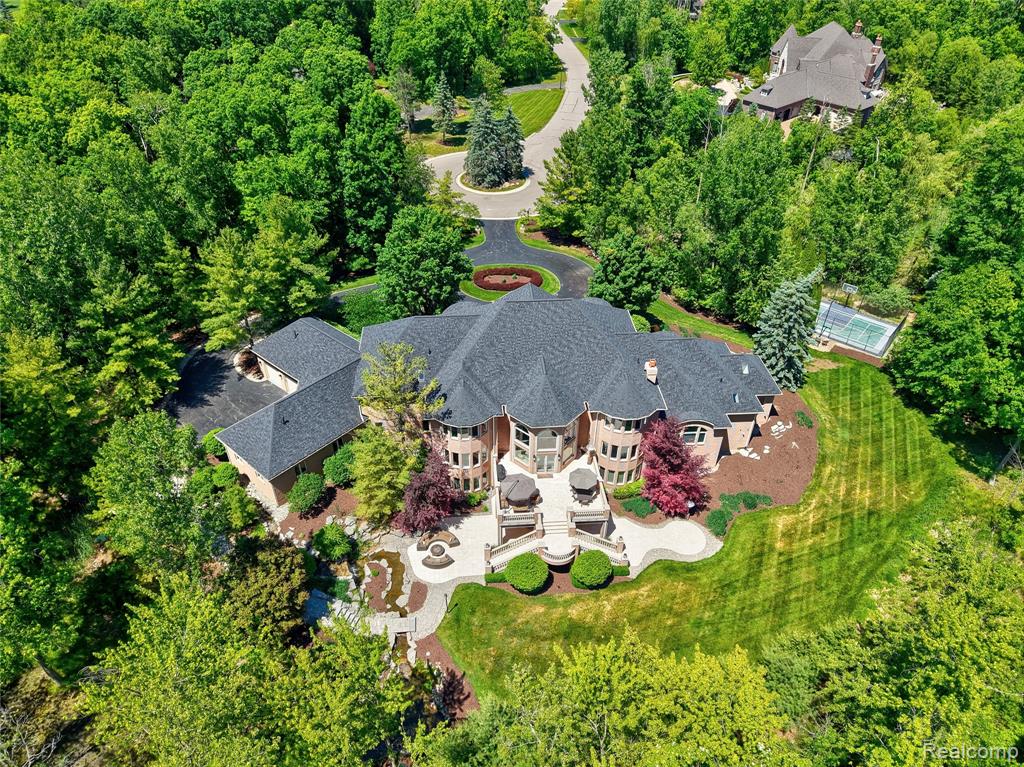 8479 Misty, Grand Blanc, MI 48439 — Photo 82