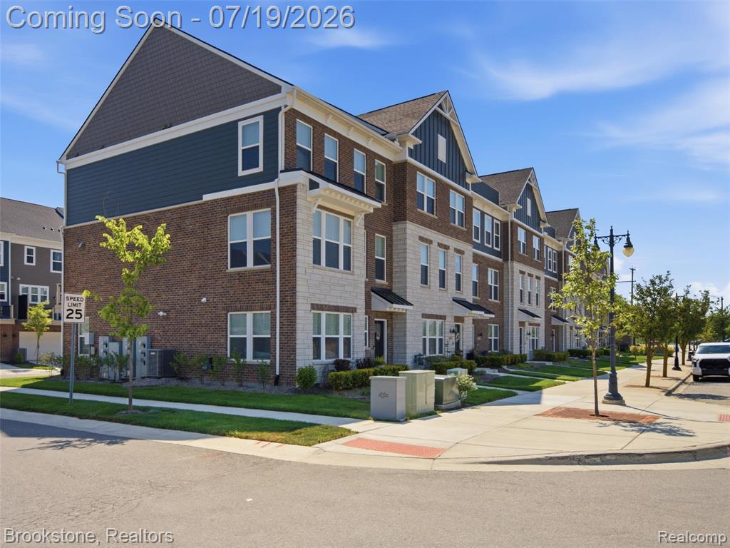 43160 Atwood Avenue, Novi, MI — Photo 4