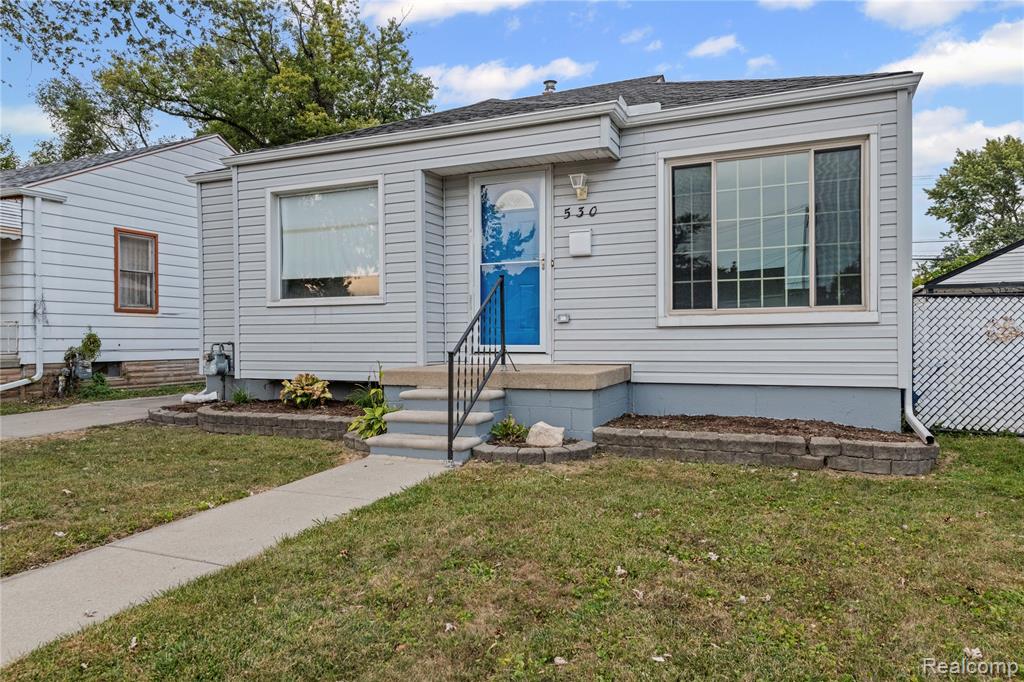 530 Mayflower Avenue, Lincoln Park, MI 48146 — Photo 17