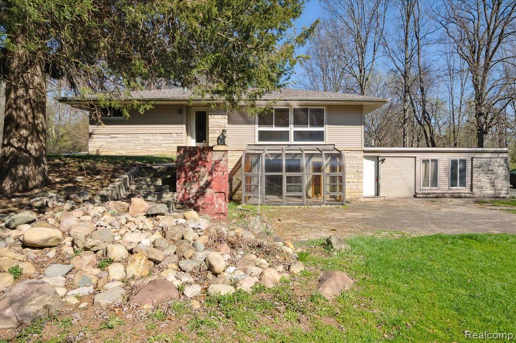 7870 N MERIDIAN Road, Jackson, MI 49201 — Photo 3