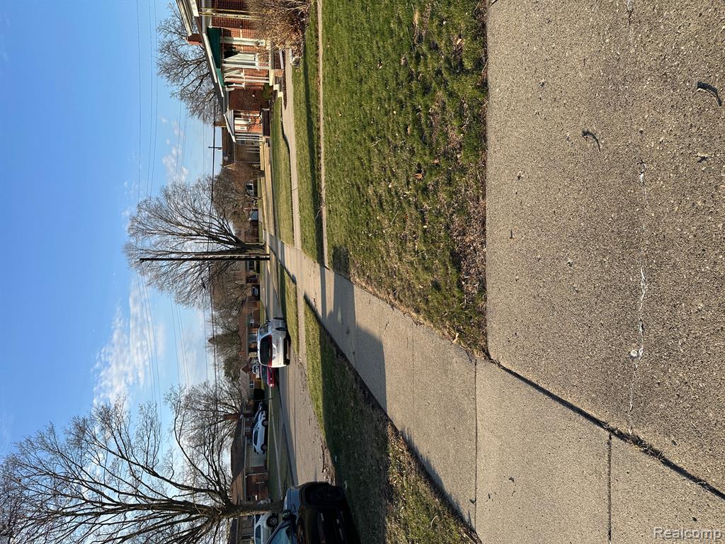 8842 Marion, Redford, MI 48239 — Photo 2