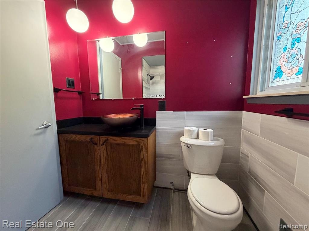 6251 N Charlesworth Street, Dearborn Heights, MI 48127 — Photo 21