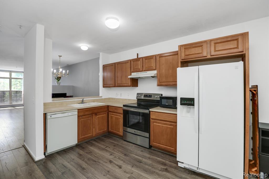 39410 SPRINGWATER Drive, Northville, MI 48168 — Photo 12