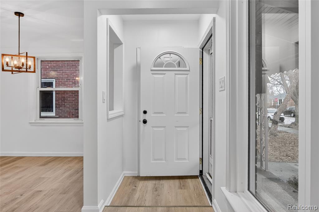 8664 Louise Avenue, Allen Park, MI 48101 — Photo 5