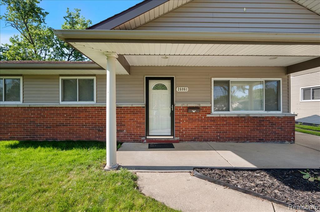 26061 Cameo Court, Madison Heights, MI 48071 — Photo 5