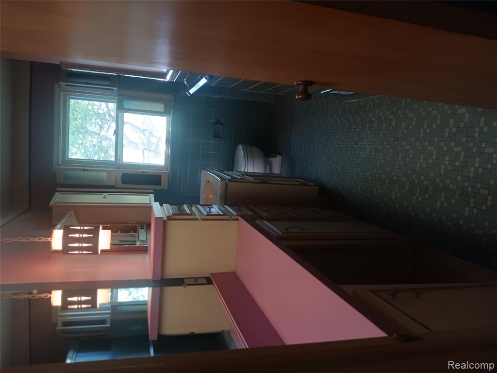 967 Washington Road, Grosse Pointe, MI 48230 — Photo 9
